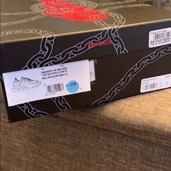 BNIB Versace Chain Reaction Sneakers - Picture 7 of 8